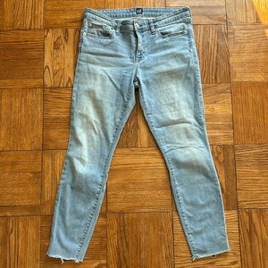 GAP Factory Skinny Mid Rise Legging Jean with Frayed Hem
